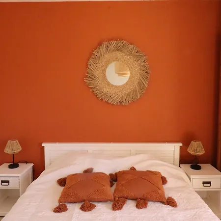 A - 4 Pers, Proche Marche, Balcon, Ascenseur, Equipements Bebe - Fr-1-738-13 Apartmán