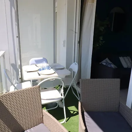 A - 4 Pers, Proche Marche, Balcon, Ascenseur, Equipements Bebe - Fr-1-738-13 Apartament *