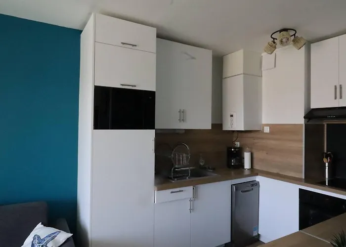 à - 4 Pers, Proche Marché, Balcon, Ascenseur, équipements Bébé - Fr-1-738-13 Apartamento